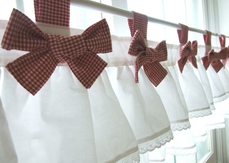 decorazione per tende con fiocchi