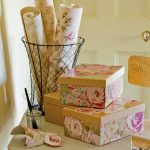 decorare scatole con carta da parati