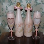 idee di design per bottiglie di vino decoupage