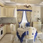 decorazione delle tende della cucina