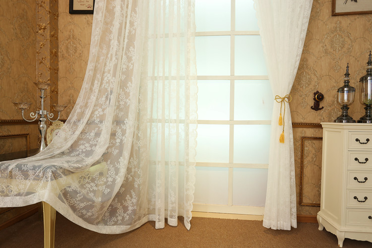 tulle di pizzo