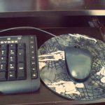idee per decorare il tappetino per il mouse del computer