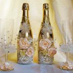 Decorazione con bottiglie di champagne per idee di decorazioni per matrimoni