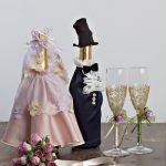 Idee per decorazioni con bottiglie di champagne per matrimoni
