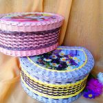 idee per decorare scatole di tubi di giornale