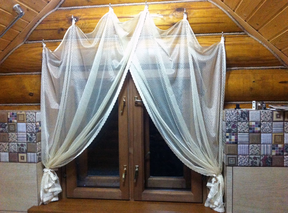 idee per l'arredamento di tende per piccole finestre