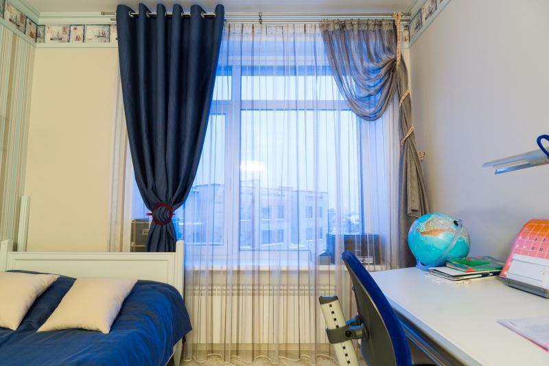 zavese na eni strani okna izbira idej