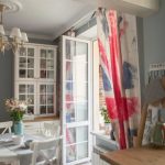 tende alla finestra con idee per decorare il balcone