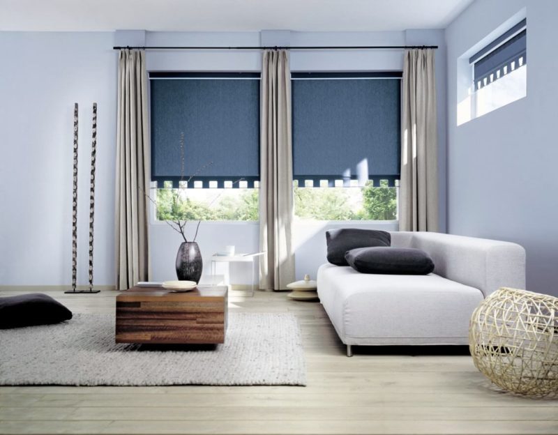 Tende alla finestra con idee di design per un balcone