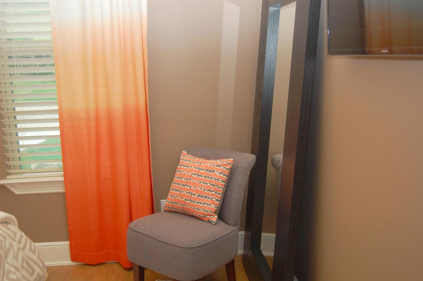 foto di decorazioni con tende sfumate