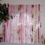 Tende fai da te con materiali di scarto, decorazioni fotografiche