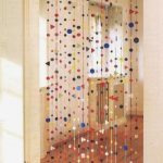 Selezione di foto di tende fai da te con materiali di scarto