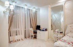 tulle nel design dell'arredamento della camera da letto