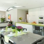 tovaglia per foto di design del tavolo da cucina
