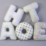 foto di cuscini con lettere