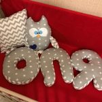 idee di design per cuscini con lettere