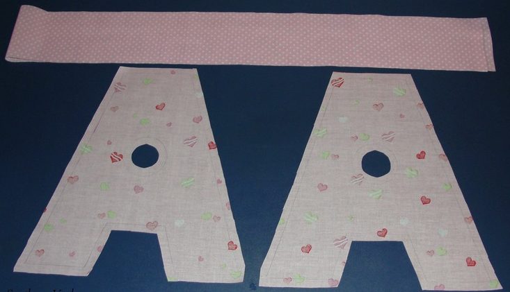 lettere da cucire sul cuscino