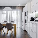 lungo tulle all'interno