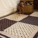tappeti lavorati a maglia granny square
