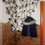 idee per foto di grucce forgiate nel corridoio