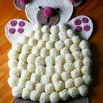 foto di decorazioni per tappeti con pompon