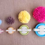 foto di idee per tappeti con pompon