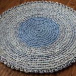 idee di design per tappeti realizzati con magliette