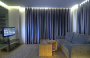 idee per decorazioni con illuminazione a tenda