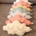 idee per cuscini a forma di nuvola