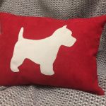 foto del design del cuscino a forma di cane