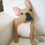 idee di design per cuscini a forma di cane