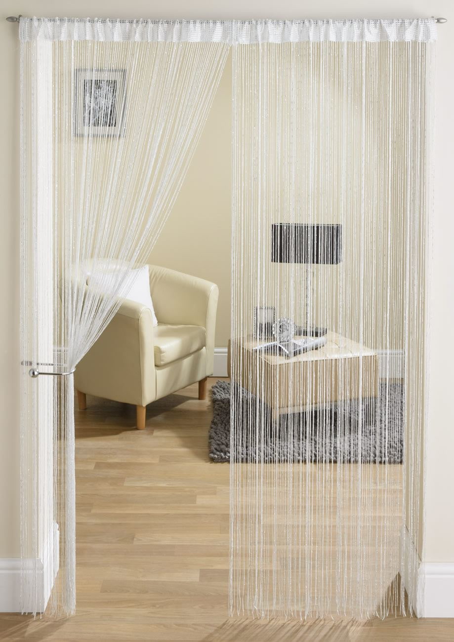 idee per decorare la porta con le tende
