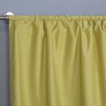 rideaux avec décor à cordon