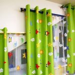tende con decorazioni a stelle