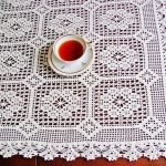idee per decorazioni con tovaglie all'uncinetto