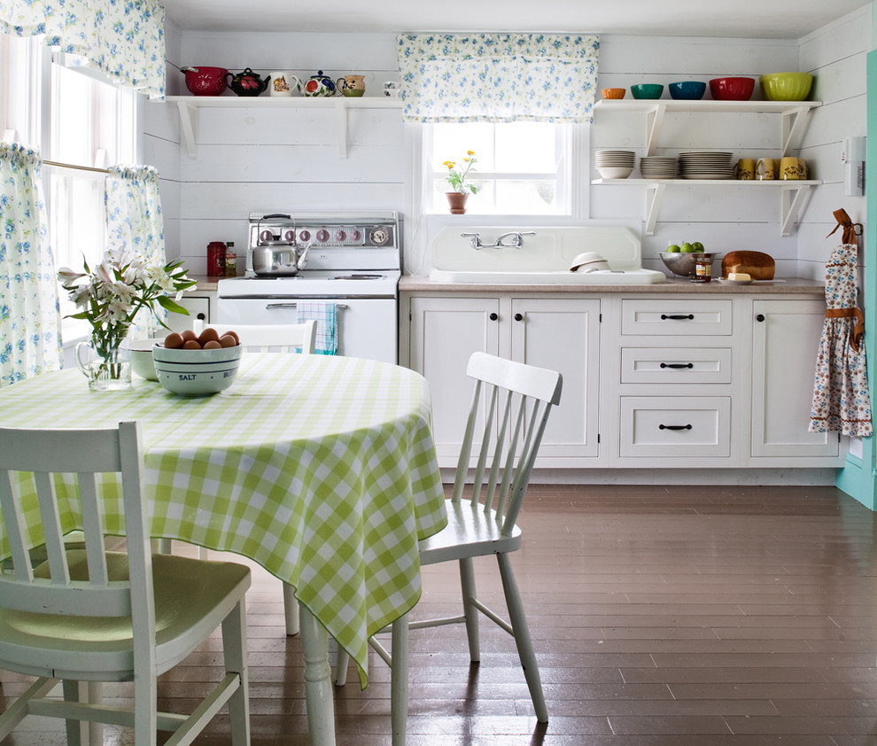 idee per decorare la tavola con la tovaglia