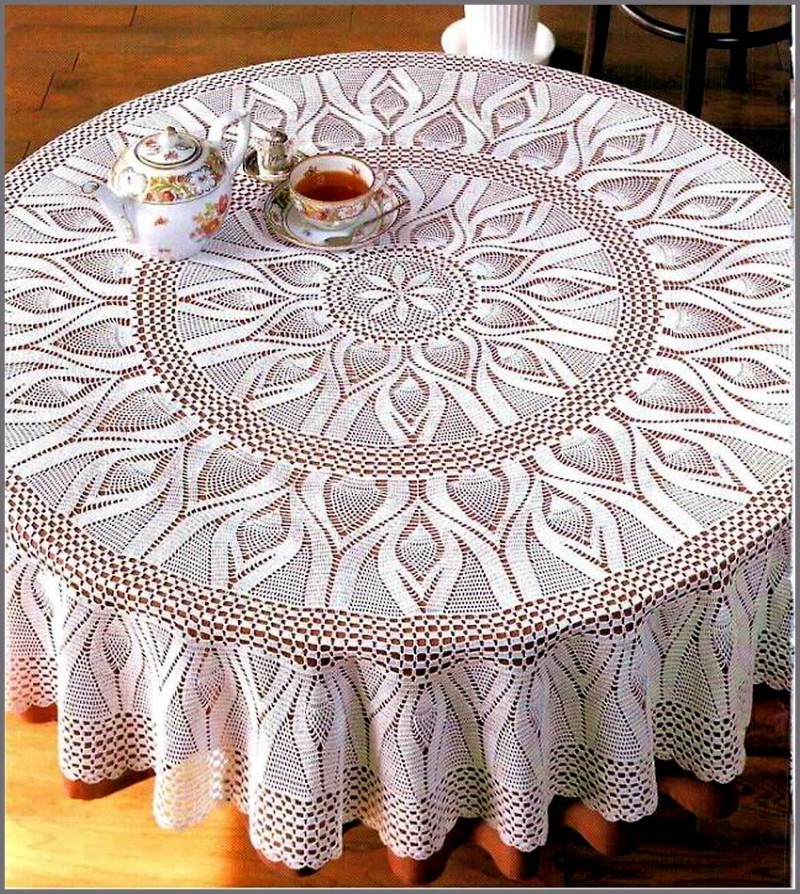 foto di decorazioni per tovaglie all'uncinetto