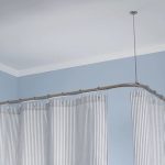 idee per tende da doccia angolari foto
