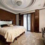 scegli un set di tende e copriletti per il design fotografico della camera da letto