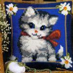 cuscino ricamo punto croce foto decorazione