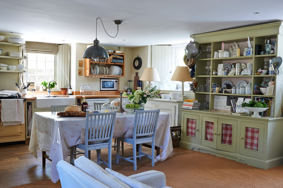 idee per decorare la tavola con la tovaglia