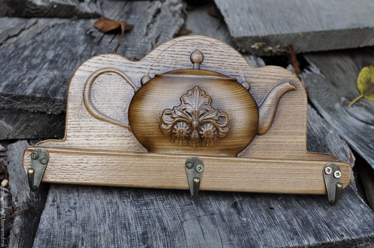 Idee di design per grucce in legno fai da te