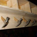 Idee di design per grucce in legno fai da te