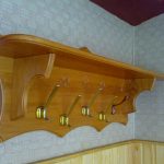 gruccia in legno fai da te per corridoio