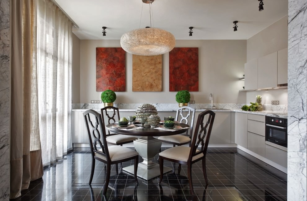 decorazioni fotografiche con tende beige