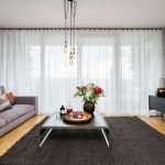 Come appendere correttamente tulle e tende e idee per opzioni belle