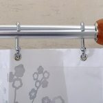 idee e opzioni per aste per tende da parete