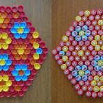 tappeto con decorazioni fotografiche di coperchi