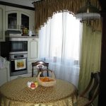 idee per interni cucina con mantellina