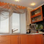lambrequins per idee di design per la cucina